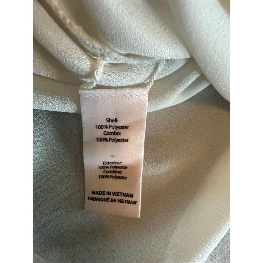 cinq a sept Zaida White Button-Front Blouse with Black Bow cropped size medium - Picture 8 of 12